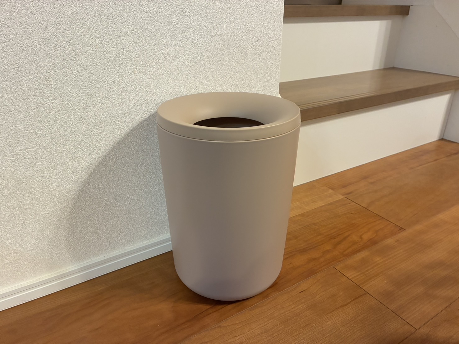 ケユカ　pist ダストボックス 6L　遠めから　